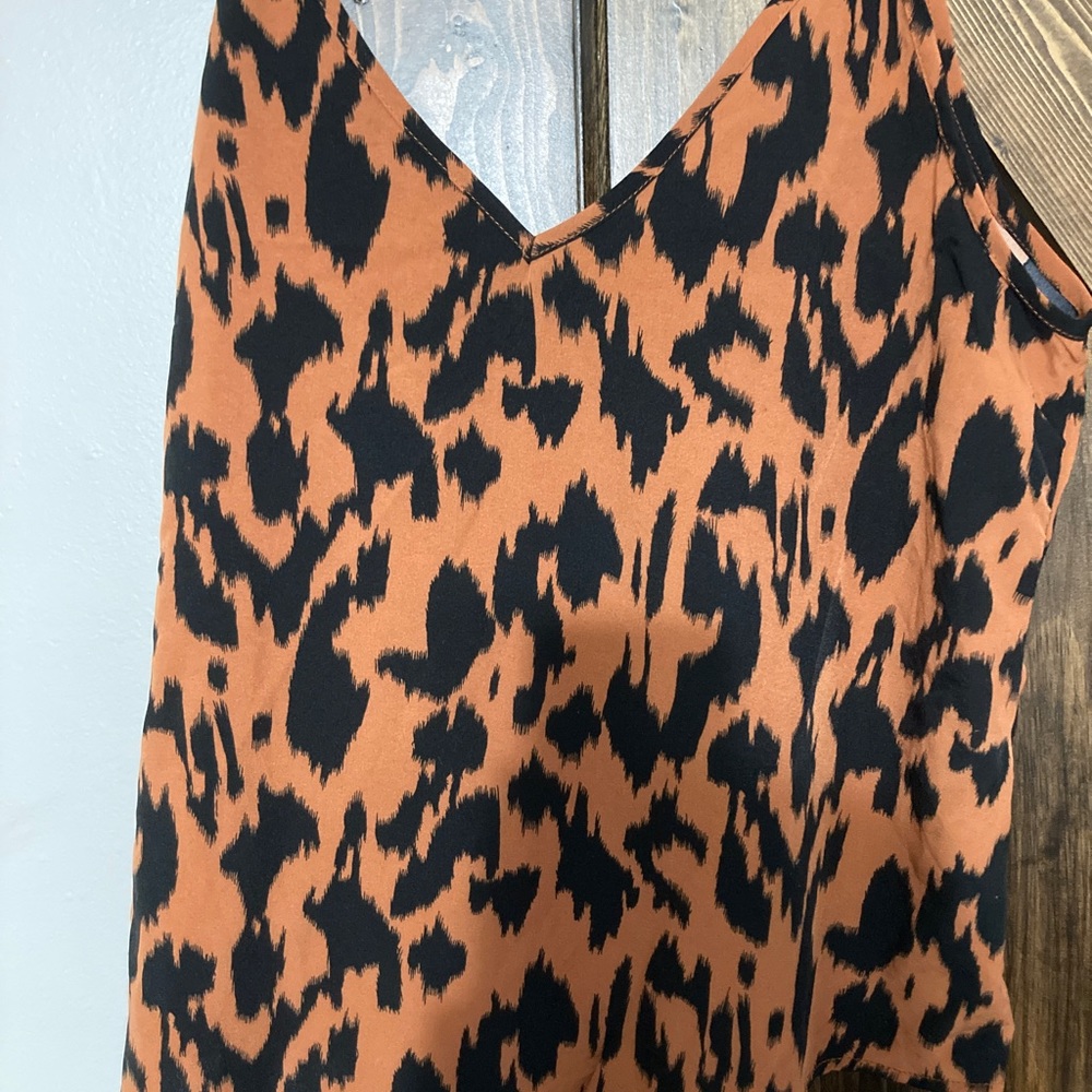 Cheetah print tank top size Large